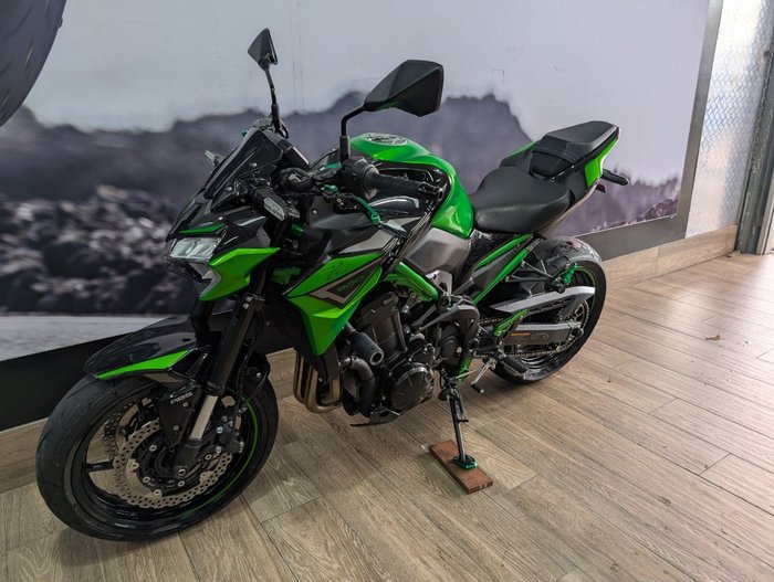 2022 Kawasaki Z900 SUPERNAKED (ZR900) Black