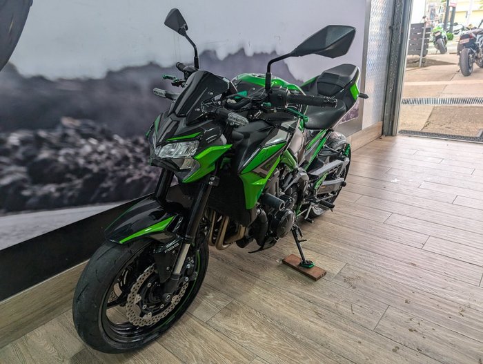 2022 Kawasaki Z900 SUPERNAKED (ZR900) Black