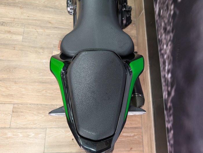 2022 Kawasaki Z900 SUPERNAKED (ZR900) Black