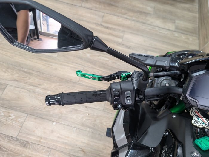 2022 Kawasaki Z900 SUPERNAKED (ZR900) Black