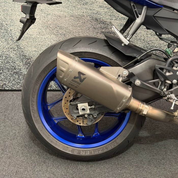 2023 Yamaha YZF-R1 Blue