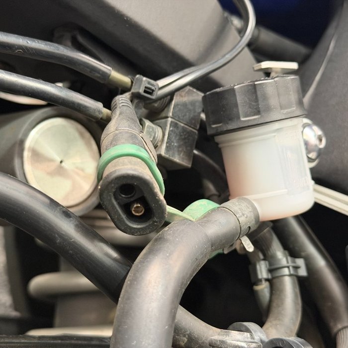 2023 Yamaha YZF-R1 Blue