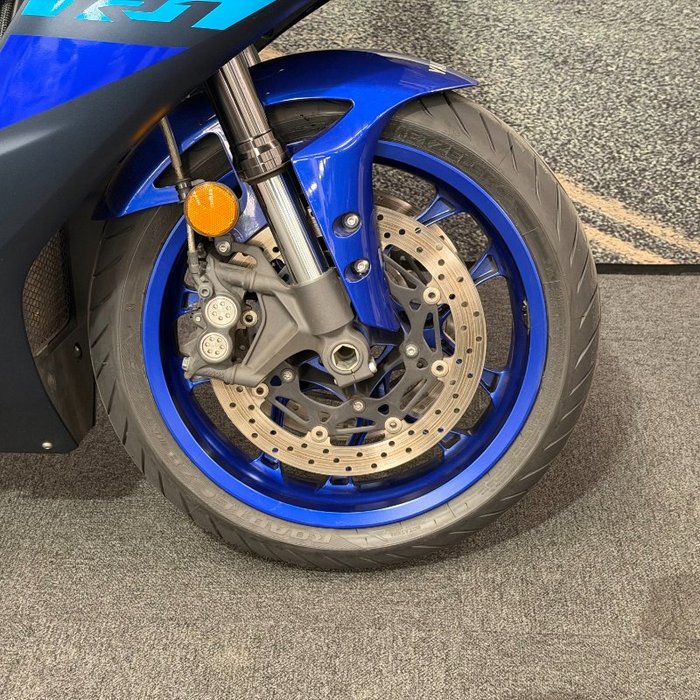 2023 Yamaha YZF-R1 Blue