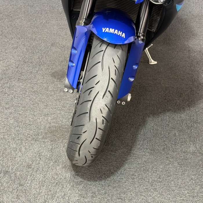 2023 Yamaha YZF-R1 Blue