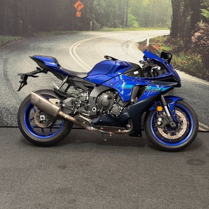 2023 Yamaha YZF-R1 Blue