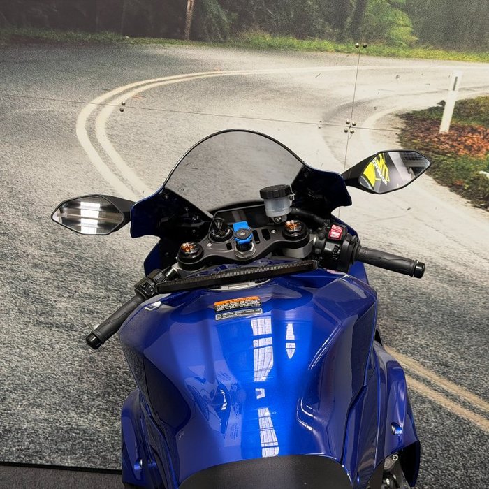 2023 Yamaha YZF-R1 Blue