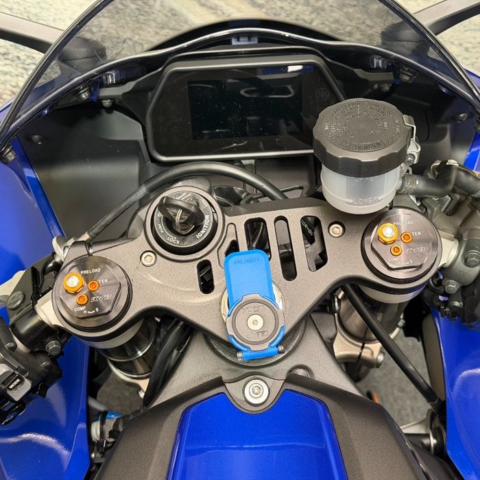 2023 Yamaha YZF-R1 Blue