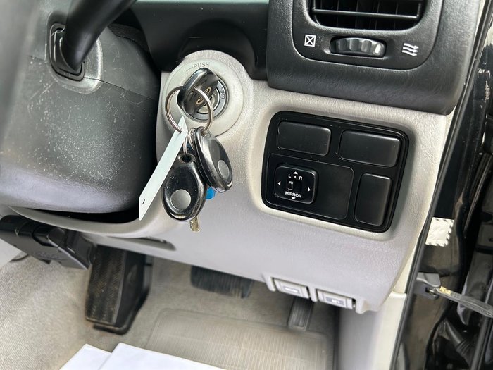 2005 Toyota Landcruiser GXL