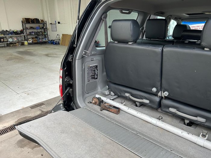 2005 Toyota Landcruiser GXL