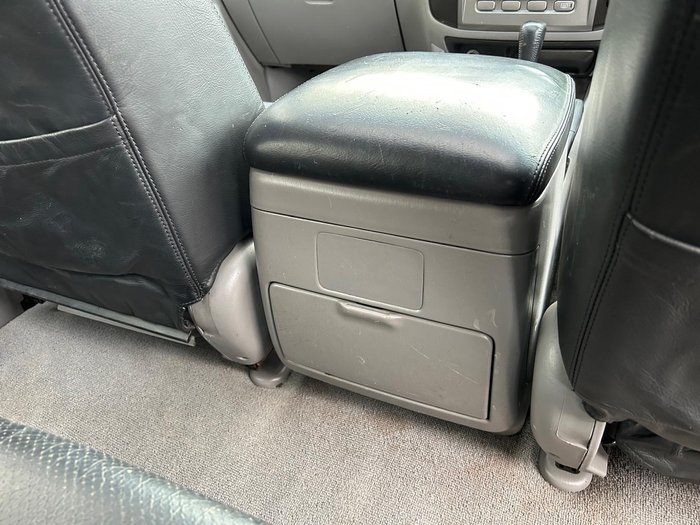 2005 Toyota Landcruiser GXL