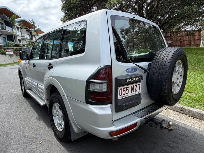 2001 Mitsubishi Pajero GLS