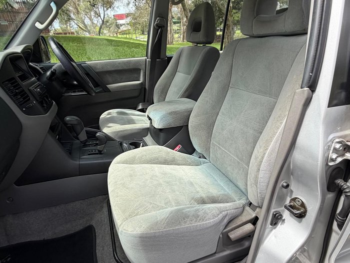 2001 Mitsubishi Pajero GLS