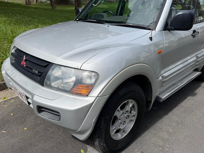 2001 Mitsubishi Pajero GLS