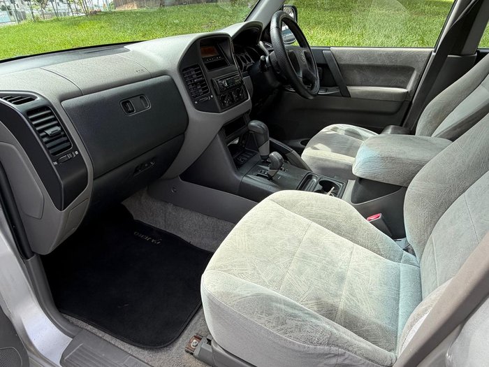 2001 Mitsubishi Pajero GLS
