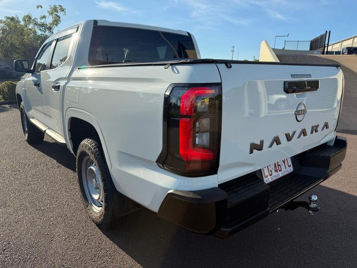 2025 Nissan Navara SL