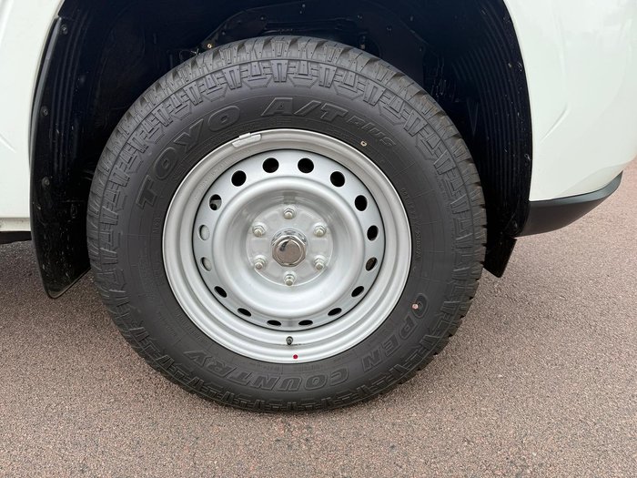 2025 Nissan Navara SL