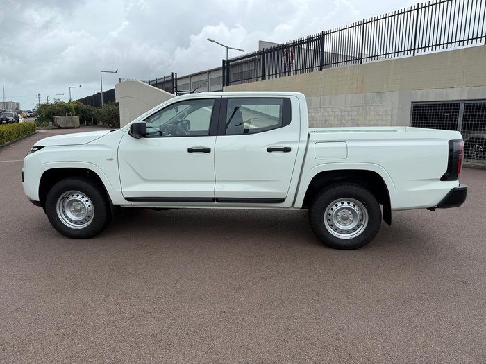 2025 Nissan Navara SL
