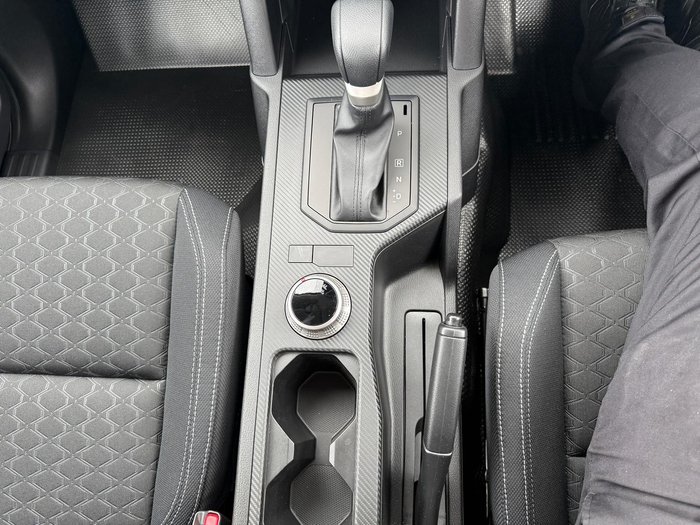 2025 Nissan Navara SL