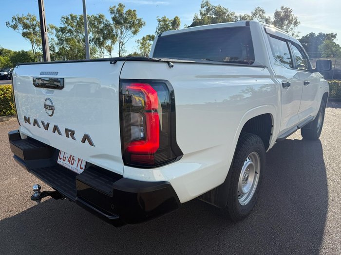 2025 Nissan Navara SL
