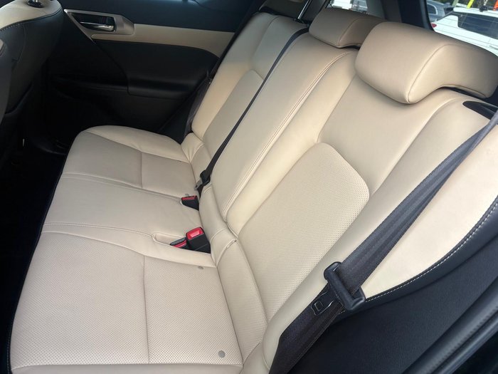 2015 Lexus CT 200h Luxury