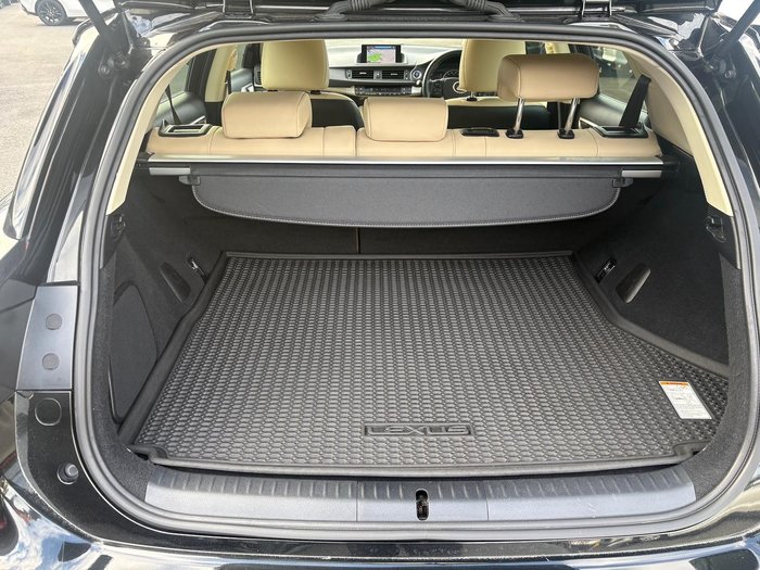 2015 Lexus CT 200h Luxury