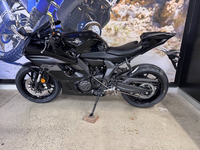 2025 Yamaha YZF-R7LA Grey