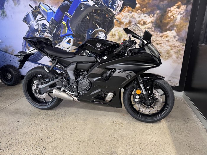 2025 Yamaha YZF-R7LA Grey