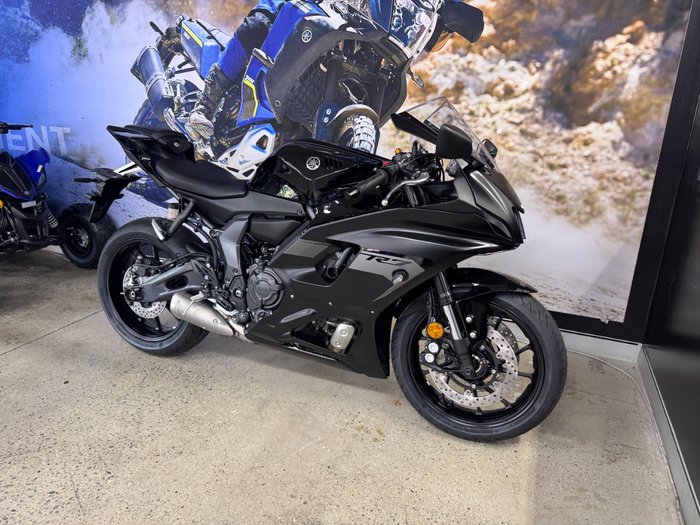2025 Yamaha YZF-R7LA Grey