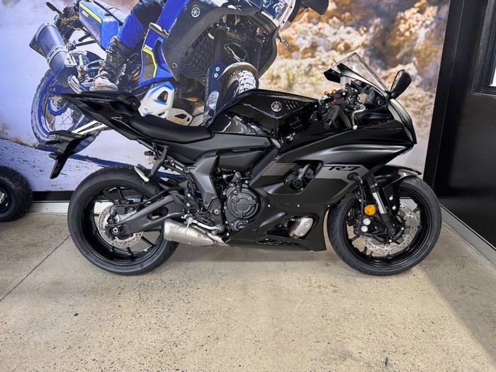 2025 Yamaha YZF-R7LA Grey