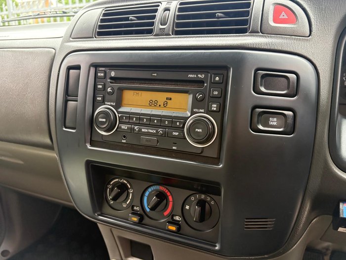 2012 Nissan Patrol DX