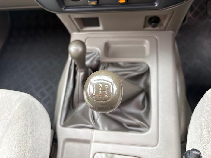 2012 Nissan Patrol DX