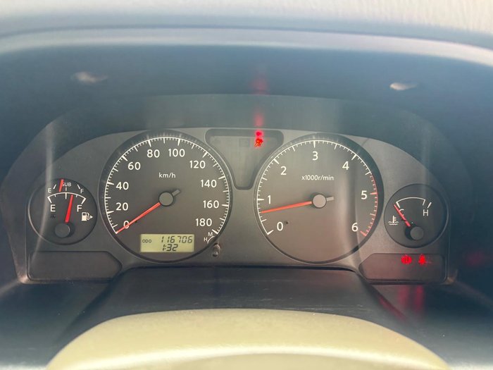 2012 Nissan Patrol DX