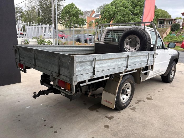 2012 Nissan Patrol DX