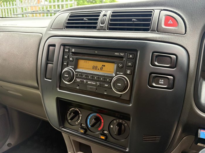 2012 Nissan Patrol DX