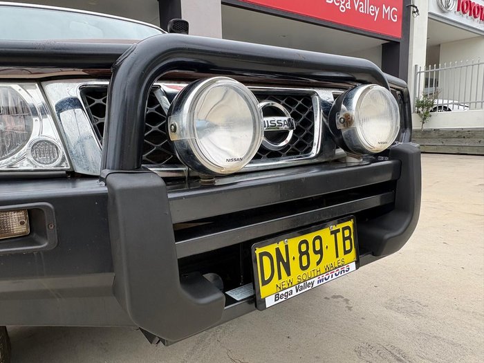 2012 Nissan Patrol DX