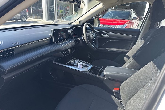 2024 GWM Haval Jolion Premium A01 Hamilton White (9C01)