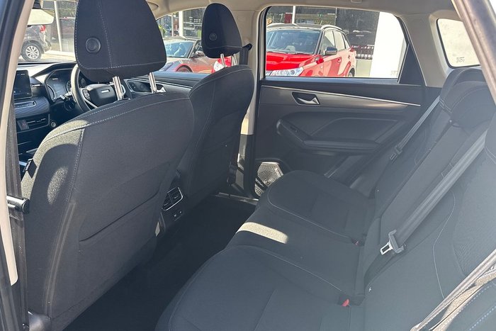 2024 GWM Haval Jolion Premium A01 Hamilton White (9C01)