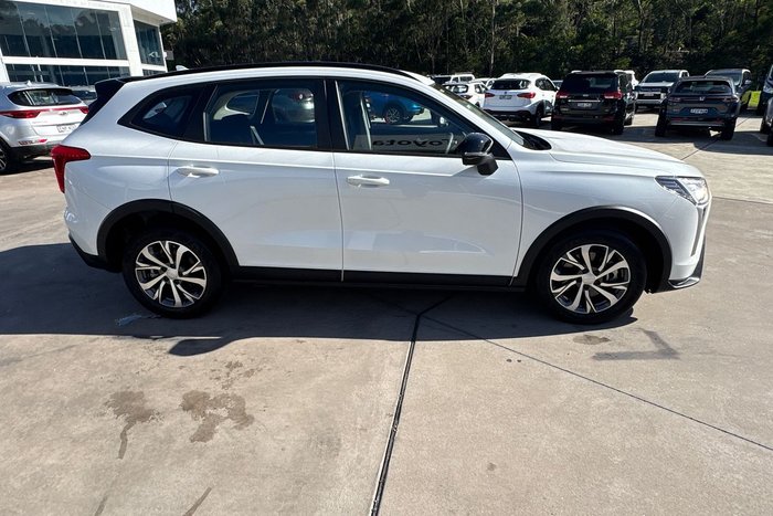 2024 GWM Haval Jolion Premium A01 Hamilton White (9C01)
