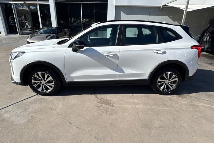 2024 GWM Haval Jolion Premium A01 Hamilton White (9C01)