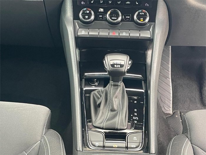 2020 SKODA Karoq 140TSI Sportline NU MY21 AWD Moon White