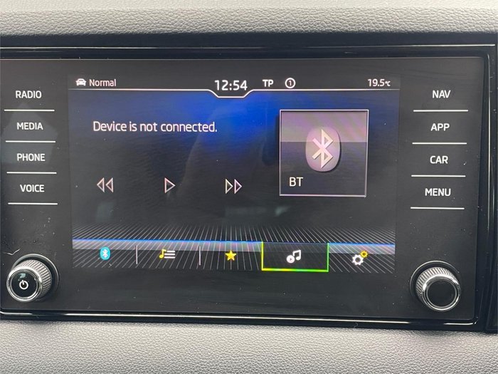 2020 SKODA Karoq 140TSI Sportline NU MY21 AWD Moon White