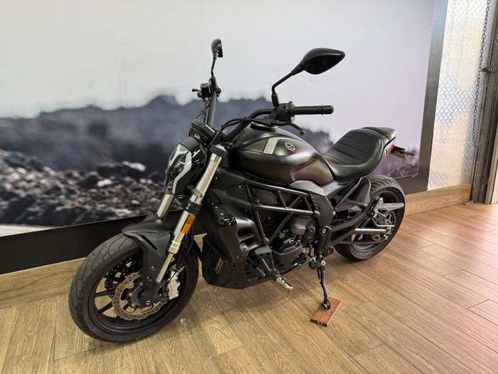 2021 BENELLI 502C Black