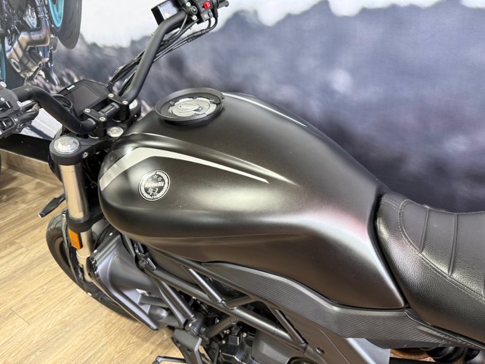 2021 BENELLI 502C Black