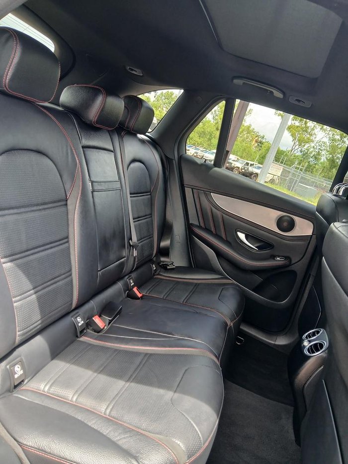 2022 Mercedes-Benz GLC-Class GLC300