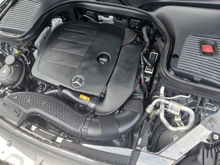 2022 Mercedes-Benz GLC-Class GLC300