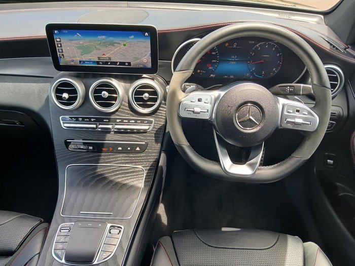 2022 Mercedes-Benz GLC-Class GLC300