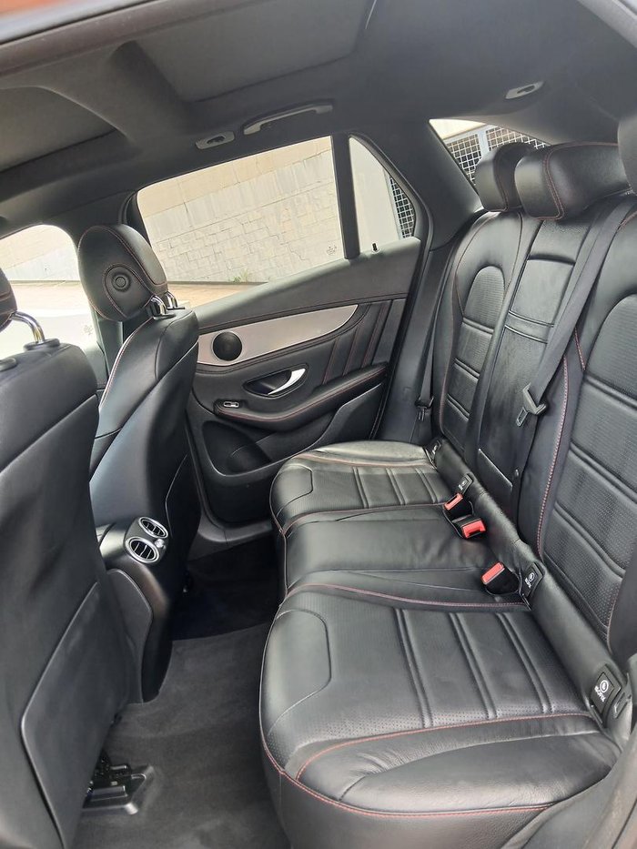 2022 Mercedes-Benz GLC-Class GLC300