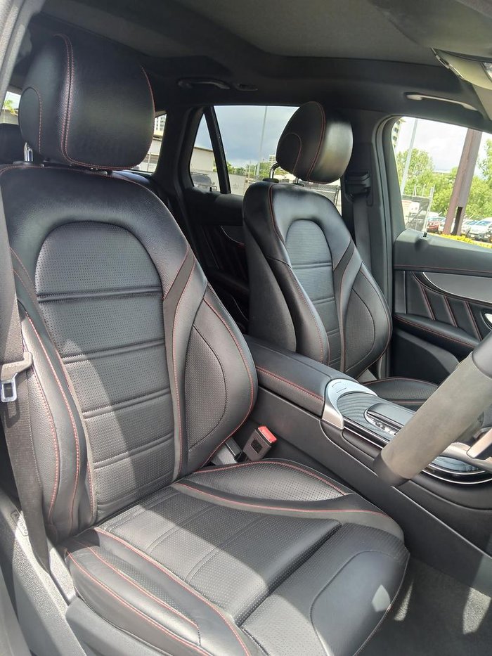 2022 Mercedes-Benz GLC-Class GLC300