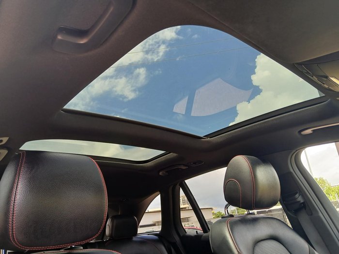 2022 Mercedes-Benz GLC-Class GLC300