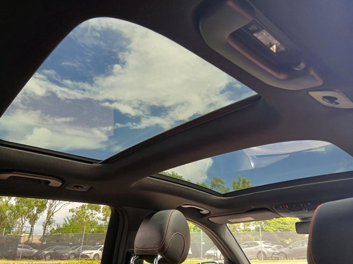 2022 Mercedes-Benz GLC-Class GLC300